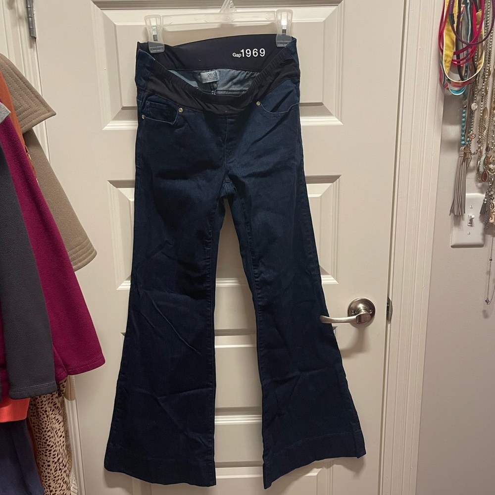 Gap maternity jeans sz 2